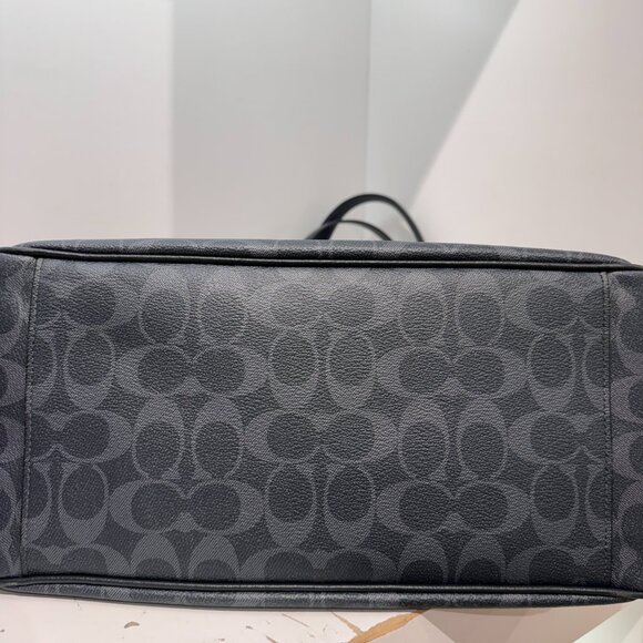 COACH MEADOW SHOULDER BAG IN SIGNATURE CANVAS cm076 - Picture 4 of 6